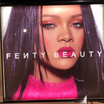 Rihanna - Fenty Beauty Unlocked (2019)