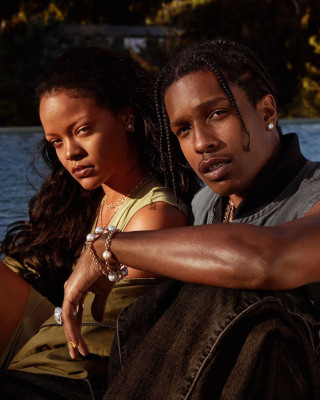 Rihanna - Fenty Skin (2020)