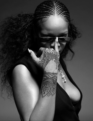 Rihanna by Mario Sorrenti for i-D Magazine (January 2020)