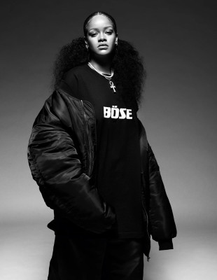 Rihanna by Mario Sorrenti for i-D Magazine (January 2020)