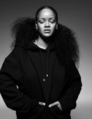 Rihanna by Mario Sorrenti for i-D Magazine (January 2020)