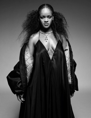 Rihanna by Mario Sorrenti for i-D Magazine (January 2020)