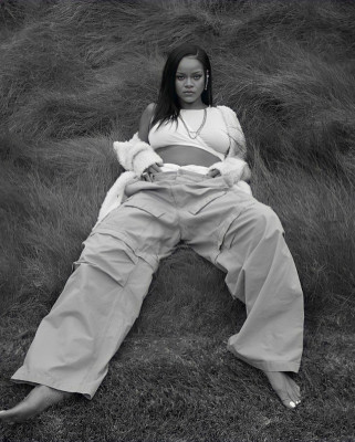 Rihanna - Fenty Beauty 'Fenty Eau de Parfum' (2021)