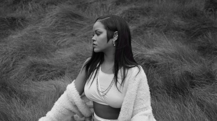 Rihanna - Fenty Beauty 'Fenty Eau de Parfum' (2021)