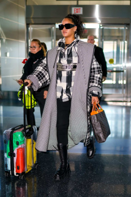 Rihanna - JFK Airport in New York 01/21/2020