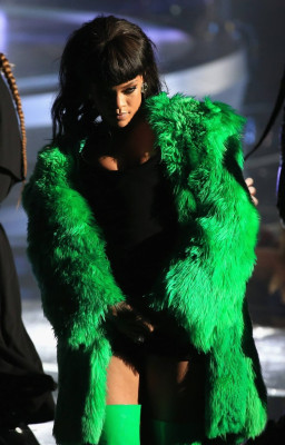 photo 25 in Rihanna gallery [id800115] 2015-04-02 00:00:00