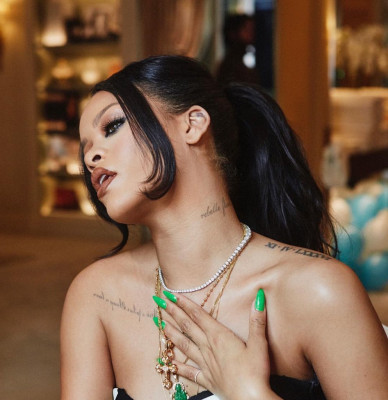 Rihanna - Fenty Exclusive Preview in Paris 05/23/2019