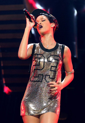 photo 17 in Rihanna gallery [id564369] 2012-09-28 00:00:00