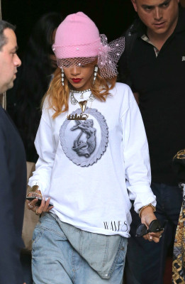 Rihanna pic #650690