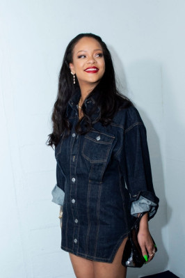 Rihanna - Fenty Pop-Up Store in Paris 05/24/2019