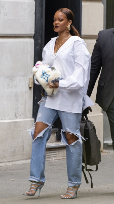 Rihanna - Paris 07/26/2019