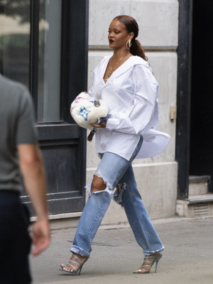 Rihanna - Paris 07/26/2019