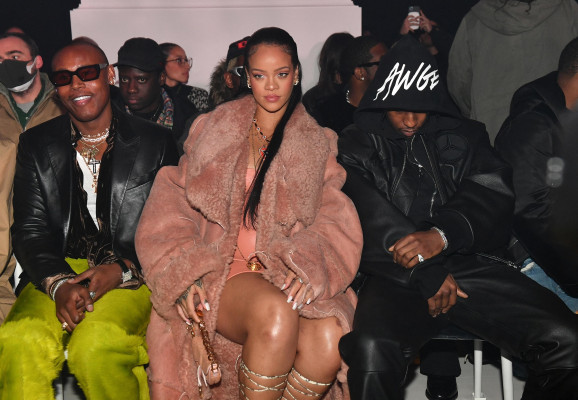 Rihanna - Off-White Show at PFW 02/28/2022