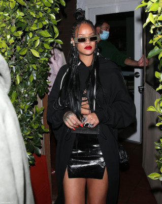 Rihanna - Giorgio Baldi Restaurant in Los Angeles 03/28/2021