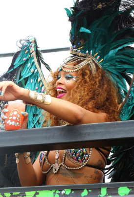 photo 4 in Rihanna gallery [id822374] 2015-08-06 00:00:00