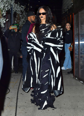 Rihanna - Rorrey's Halloween Party in New York 10/31/2021
