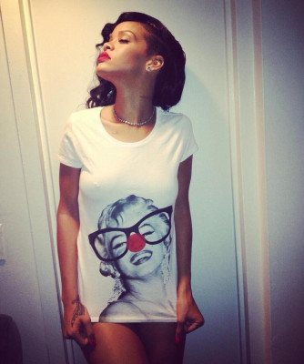 photo 27 in Rihanna gallery [id615088] 2013-03-20 00:00:00
