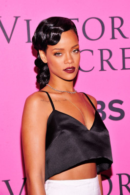 photo 5 in Rihanna gallery [id580256] 2012-11-12 00:00:00