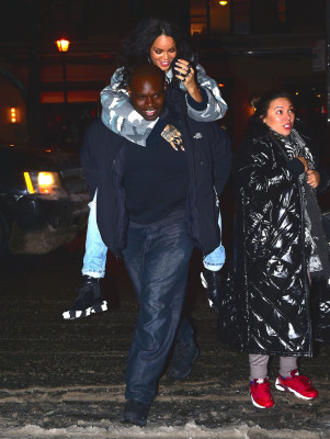 photo 17 in Rihanna gallery [id796424] 2015-03-10 00:00:00
