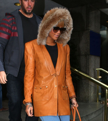 photo 5 in Rihanna gallery [id439122] 2011-11-23 00:00:00
