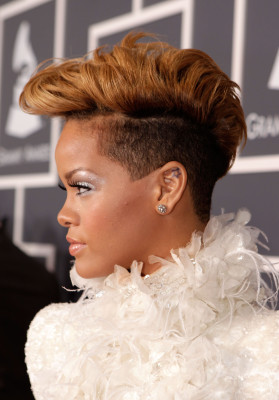 photo 27 in Rihanna gallery [id240464] 2010-02-03 00:00:00
