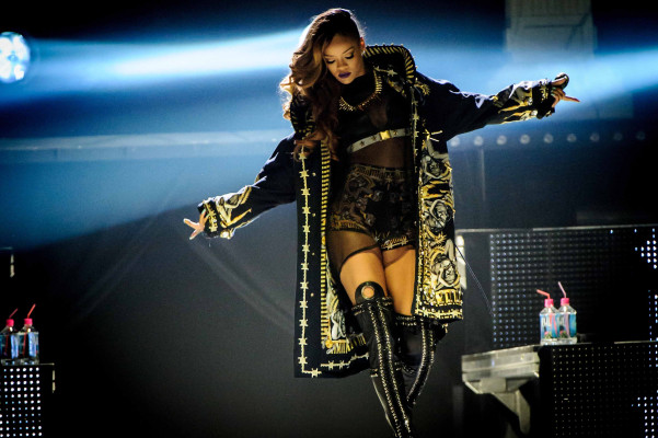 photo 19 in Rihanna gallery [id620655] 2013-03-30 00:00:00