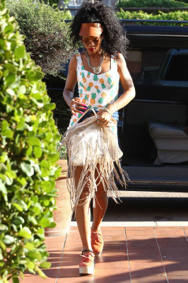 photo 20 in Rihanna gallery [id537263] 2012-07-20 00:00:00