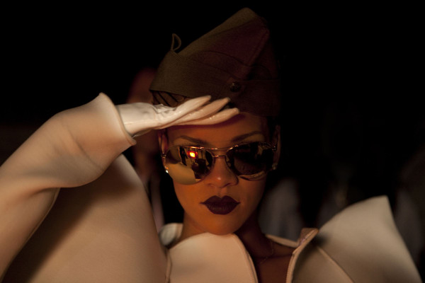 photo 25 in Rihanna gallery [id228537] 2009-12-30 00:00:00