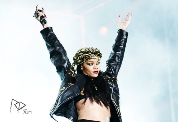 photo 4 in Rihanna gallery [id579655] 2012-11-11 00:00:00