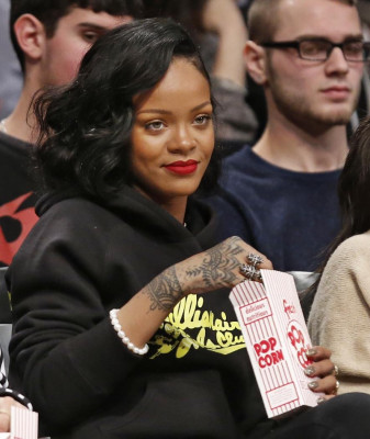photo 21 in Rihanna gallery [id690542] 2014-01-11 00:00:00