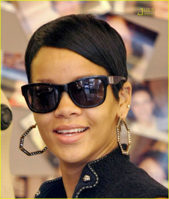photo 12 in Rihanna gallery [id627698] 2013-04-24 00:00:00