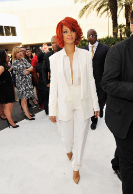 photo 29 in Rihanna gallery [id421162] 2011-09-20 00:00:00
