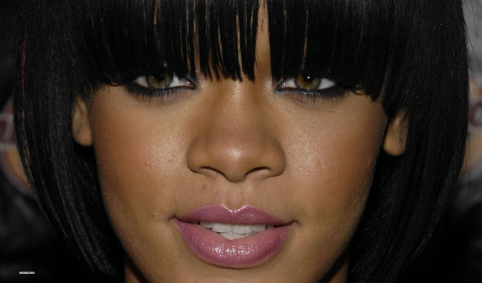 photo 7 in Rihanna gallery [id173493] 2009-07-08 00:00:00