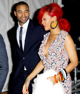 photo 15 in Rihanna gallery [id419734] 2011-09-15 00:00:00