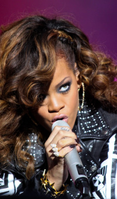 photo 19 in Rihanna gallery [id866602] 2016-02-09 00:00:00
