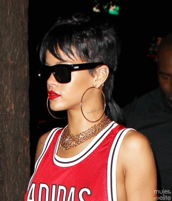 photo 20 in Rihanna gallery [id666244] 2013-09-28 00:00:00