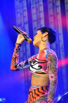 Rihanna pic #569439