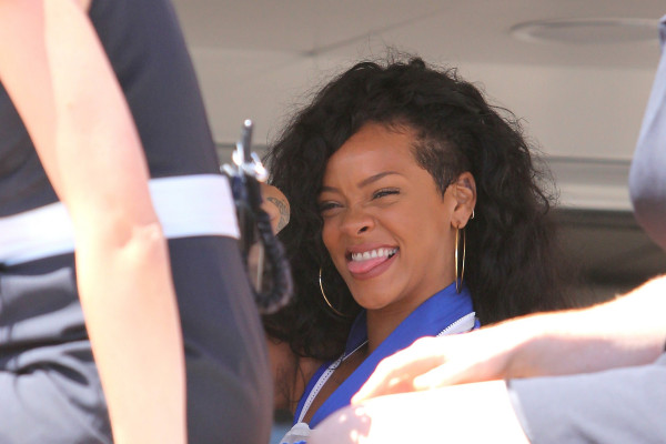 photo 18 in Rihanna gallery [id579783] 2012-11-11 00:00:00