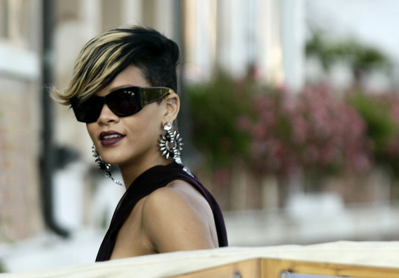 photo 20 in Rihanna gallery [id576495] 2012-11-05 00:00:00