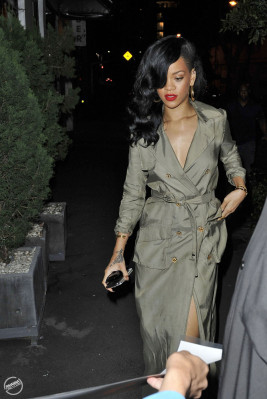 photo 12 in Rihanna gallery [id496617] 2012-04-14 00:00:00