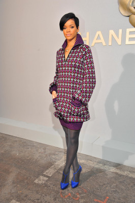 photo 14 in Rihanna gallery [id318587] 2010-11-29 00:00:00