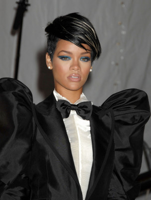 photo 28 in Rihanna gallery [id592288] 2012-12-23 00:00:00