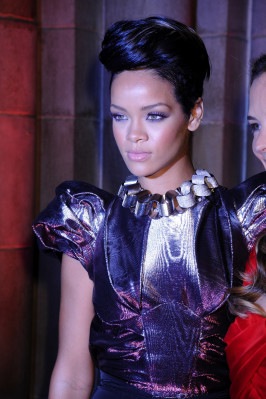 photo 18 in Rihanna gallery [id432750] 2011-11-07 00:00:00