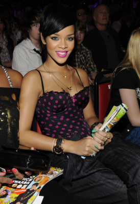photo 21 in Rihanna gallery [id343755] 2011-01-19 00:00:00