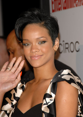 photo 5 in Rihanna gallery [id581564] 2012-11-18 00:00:00