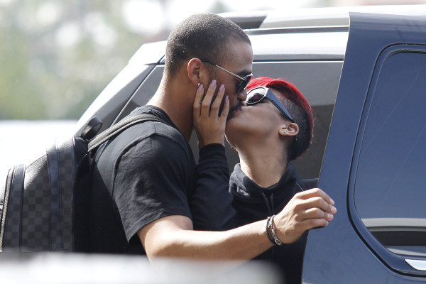 photo 10 in Rihanna gallery [id570997] 2012-10-15 00:00:00