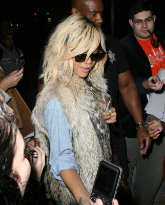 photo 26 in Rihanna gallery [id481880] 2012-03-18 00:00:00