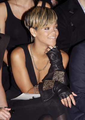 photo 4 in Rihanna gallery [id434616] 2011-11-11 00:00:00