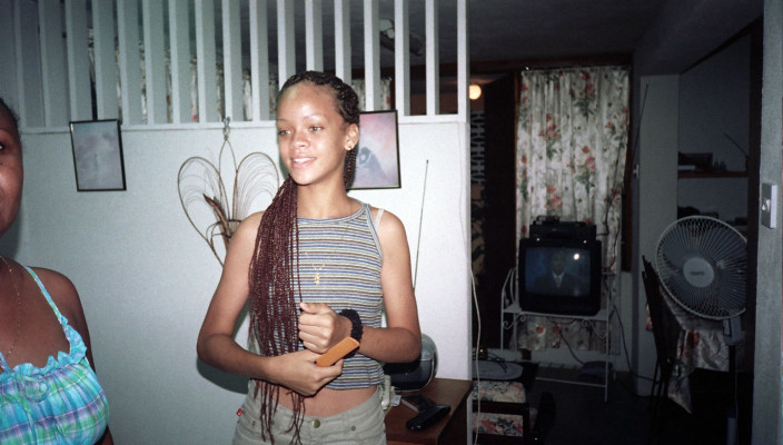 photo 9 in Rihanna gallery [id578940] 2012-11-10 00:00:00