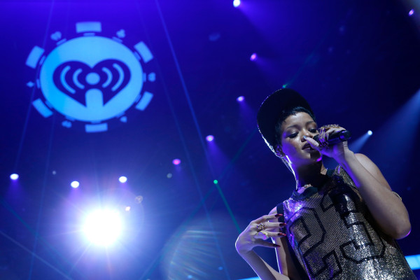 photo 26 in Rihanna gallery [id571703] 2012-10-17 00:00:00